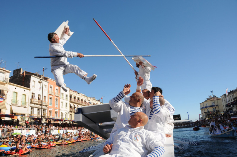 800x600_joutes-jouteurs-c-sospedra-ot-thau-7676-10728034.jpg (125 KB)